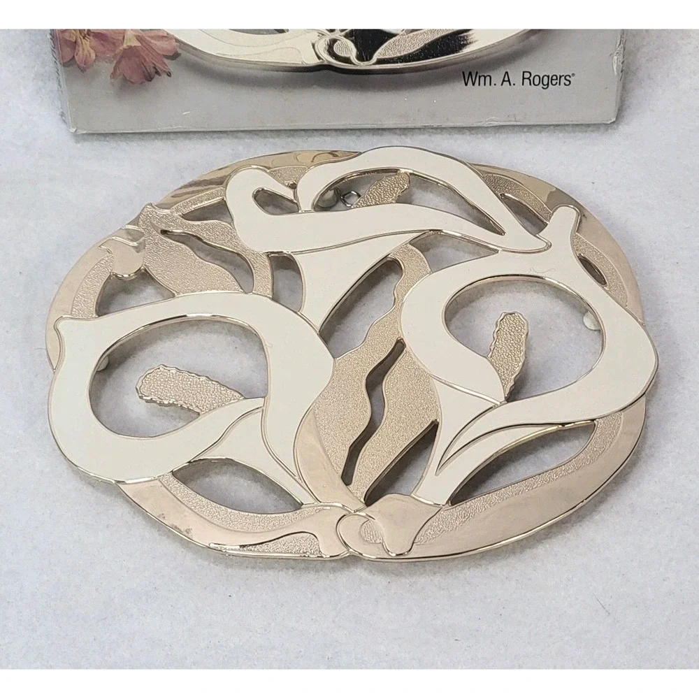 Wm A Rogers Calla Lily Trivet Metal Hot Plate Oneida‎ Japan Floral Decor